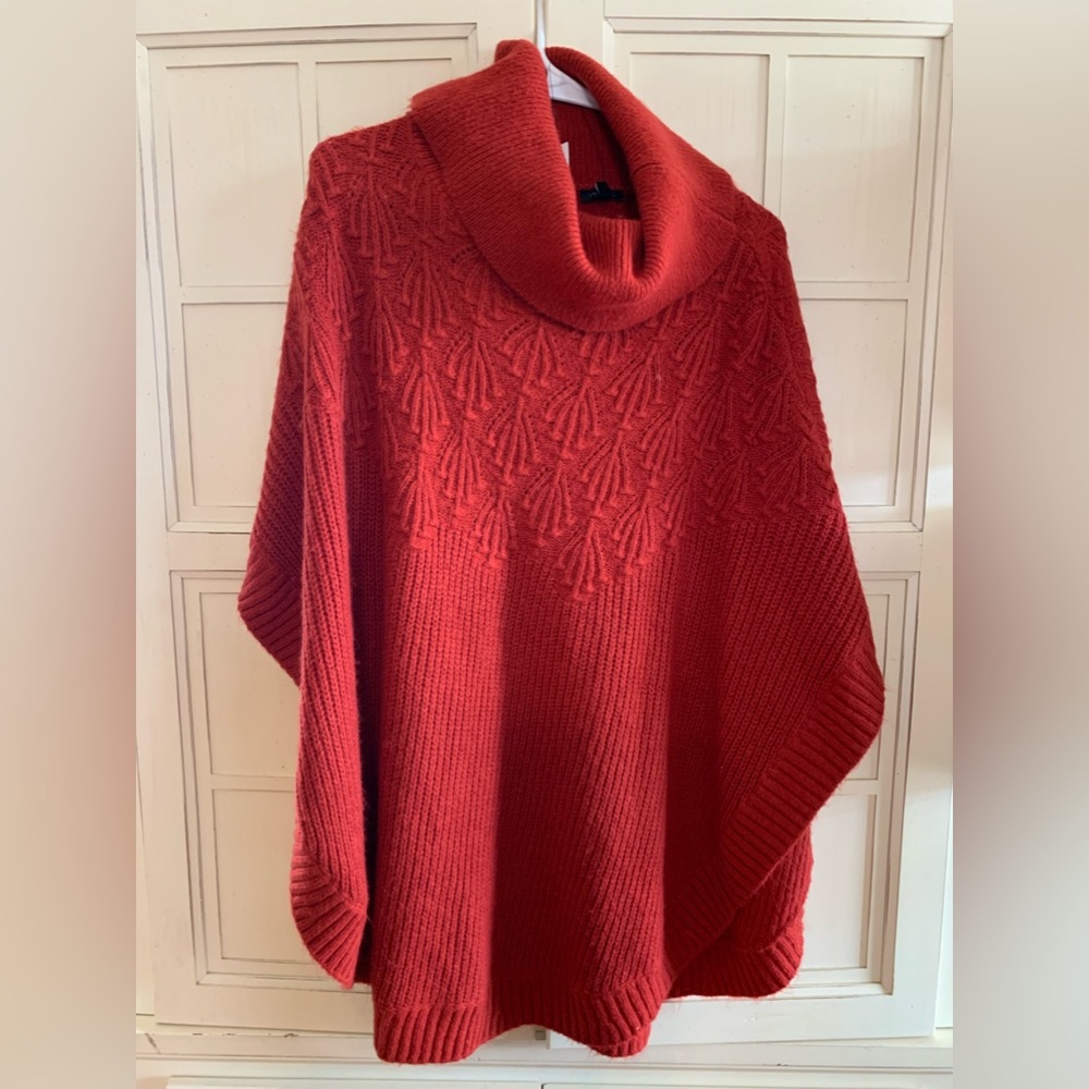 NWT Talbots Poncho Size M